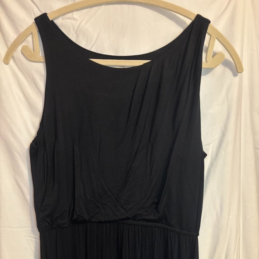 LOFT Black flowing Maxi dress - NWT - Size MP